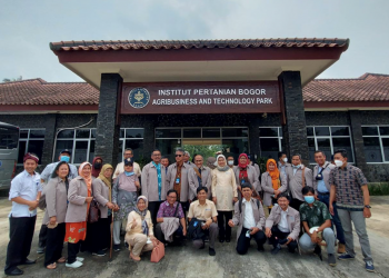 Kunjungan Komisi I Dewan Profesor UNS ke IPB dan UI